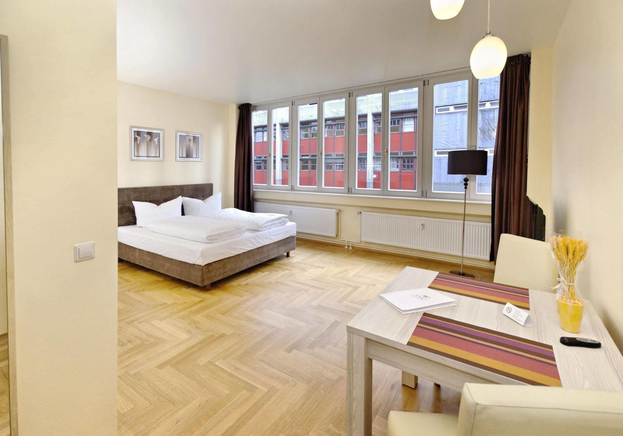 เอเอ็มซี อพาร์ตเมนต์ Apartment เบอร์ลิน ภายนอก รูปภาพ